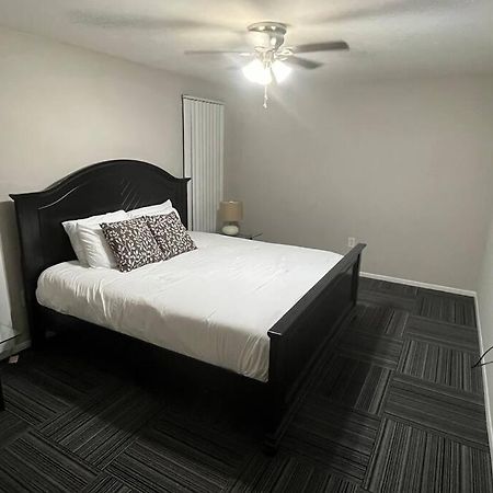 Cozy Retreat 1.8 Mi To Stadium Gainesville Ngoại thất bức ảnh